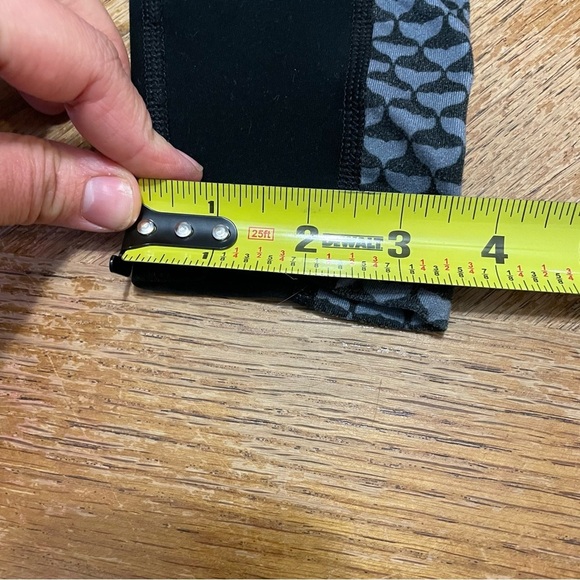 Vineyard Vines Performance Ankle Crop Side Whale Tail Leggings Size XXS - Picture 6 of 7